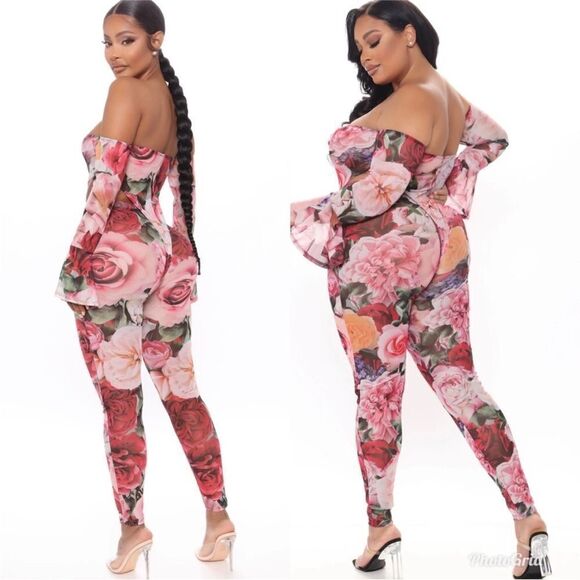 Fashion Nova Blame It On The Rose Legging Red/Combo Set 1X Bell Sleeve Bodysuit - Picture 3 of 11